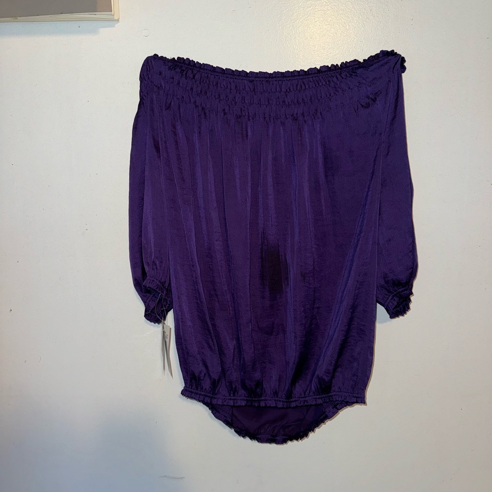Violet & Claire Purple Off Shoulder Blouse / Peasant Top - Size medium - Picture 4 of 4